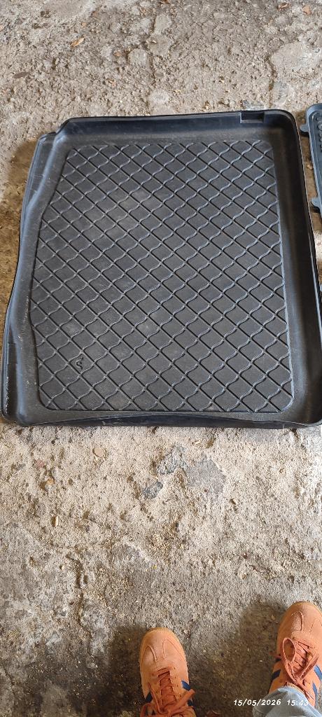 Tapis hiver avec bord et protège coffre Ford Kuga mk3, Enlèvement, Utilisé, Ford