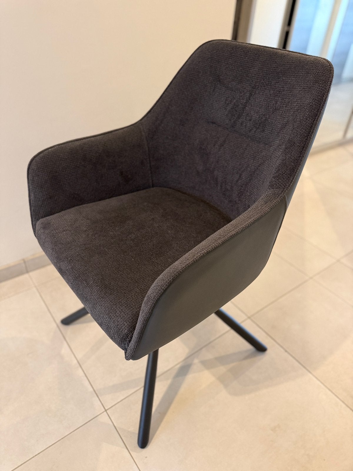 Grijze fauteuile / stoel, Ophalen, Zo goed als nieuw, Stof