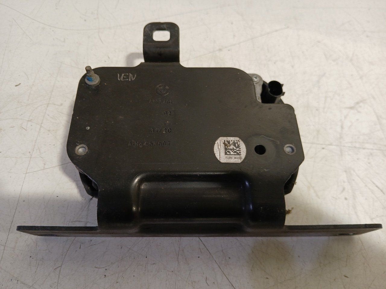 Adaptive cruise control sensor BMW 5 serie, BMW, Onderdelen@venauto.nl, Van der Ven Autorecycling B.V., Ettenseweg 76, 4706 PB Roosendaal, The Netherlands