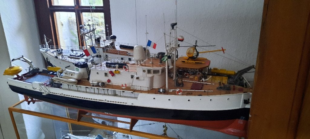 deux bateau la calypso et le nordkap, Hobby & Loisirs créatifs, Enlèvement, Comme neuf