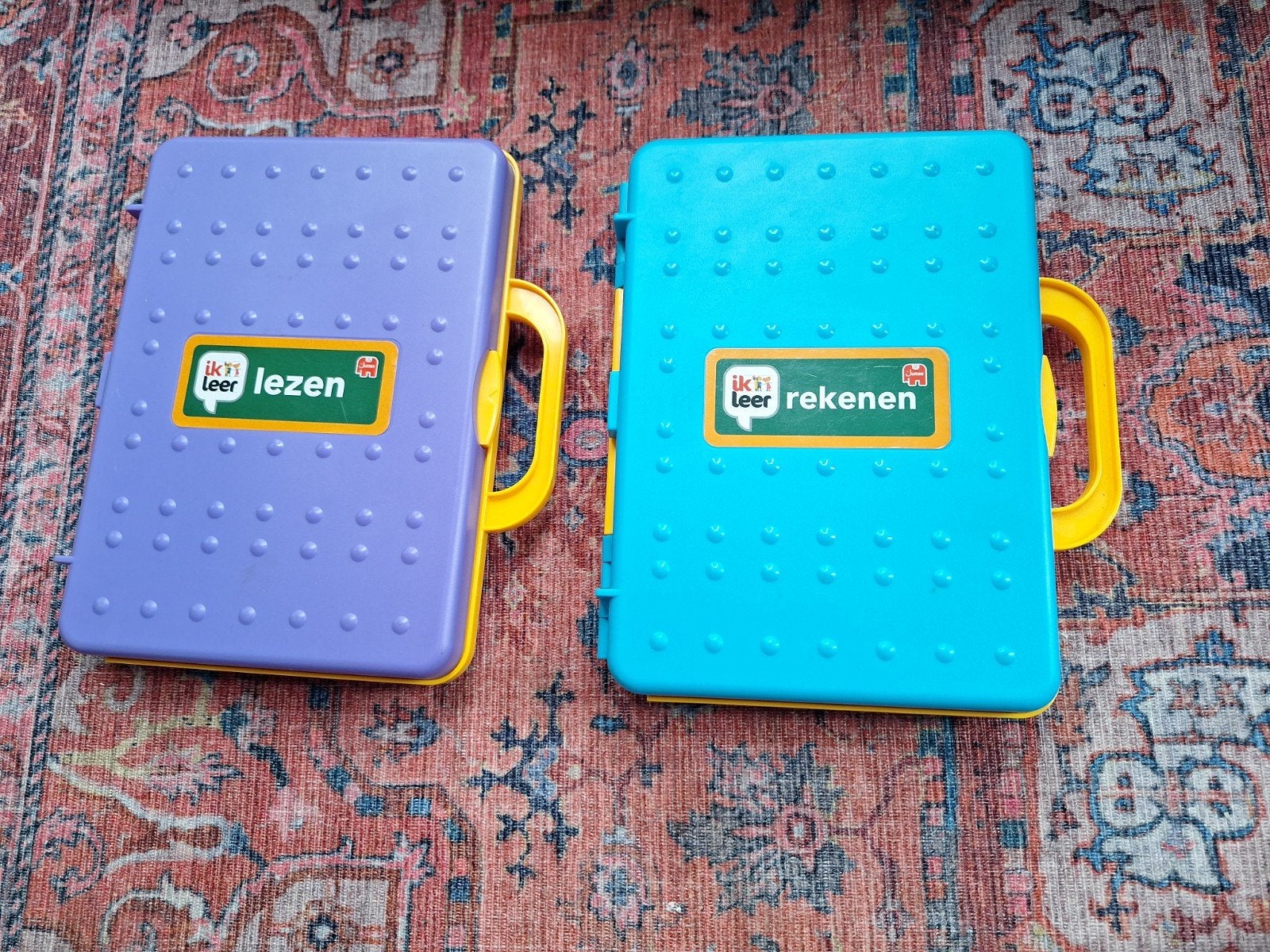 Jumbo Ik Leer Lezen & Ik Leer Rekenen, Enlèvement, Cuir