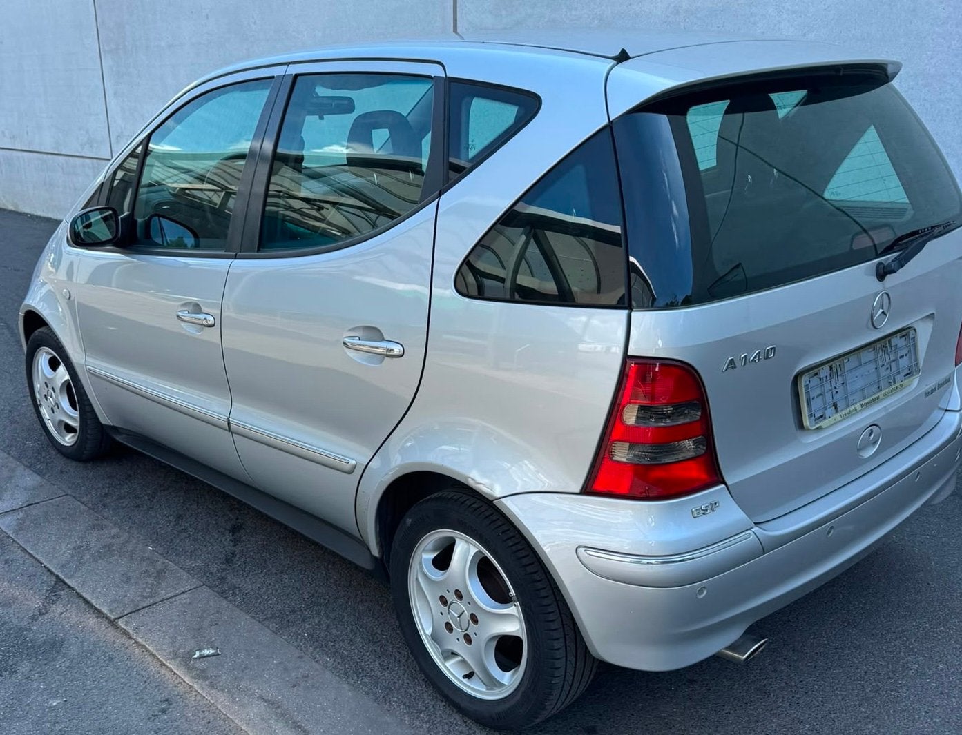 Mercedes A140 Automaat met 93.000km Airco / Leder Grkeurd, Autos, Achat, Entreprise, Noir, 5 portes