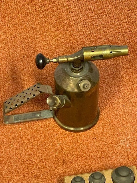 koperen accessoires, Ophalen