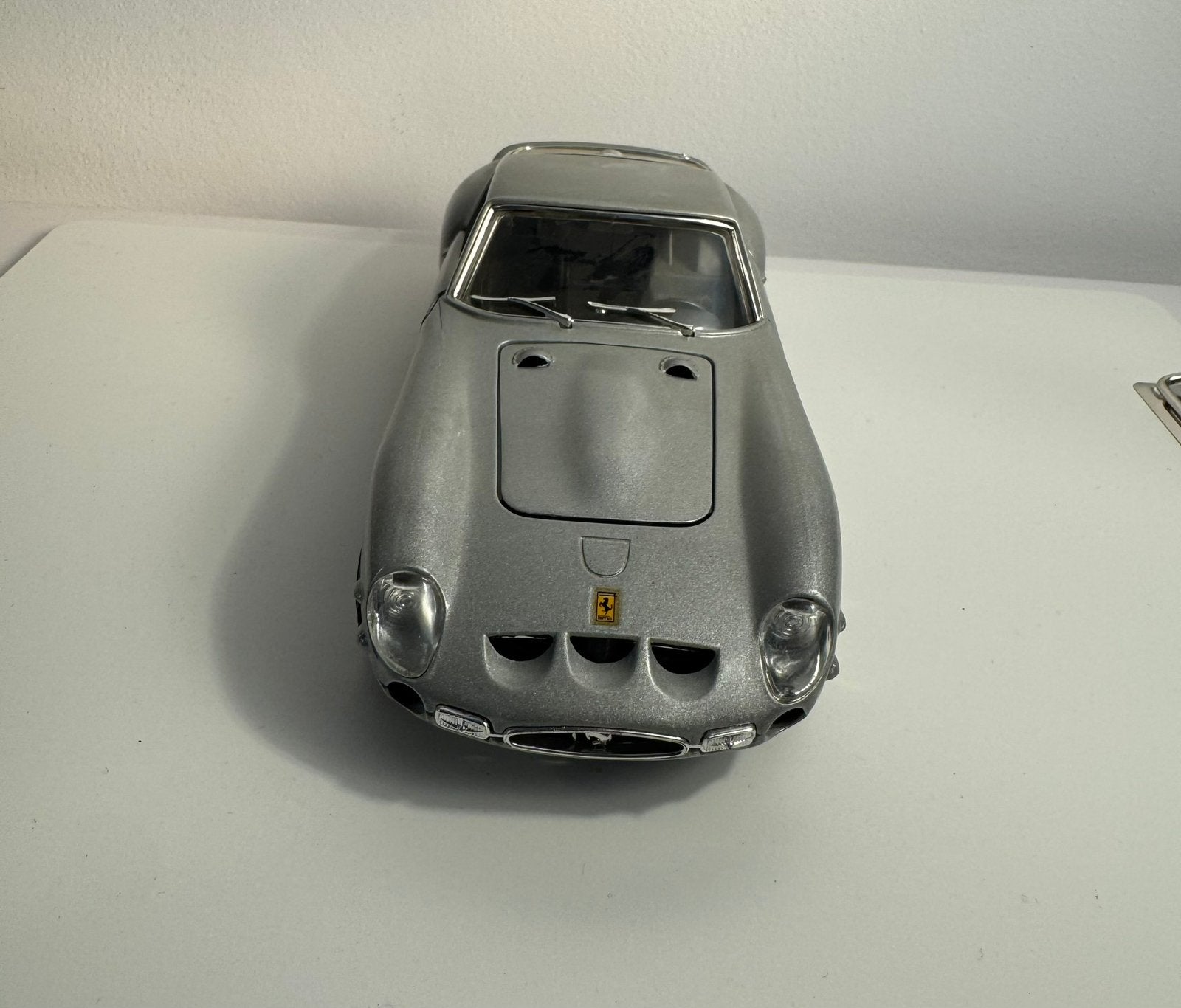 Bburago Ferrari 250 GTO 1962 1:24 Silver Vintage Diecast, Enlèvement ou Envoi, Utilisé, Voiture, Burago