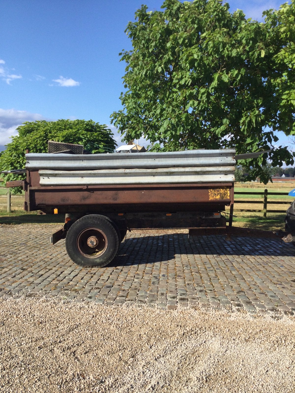 Kiepwagen, Ophalen