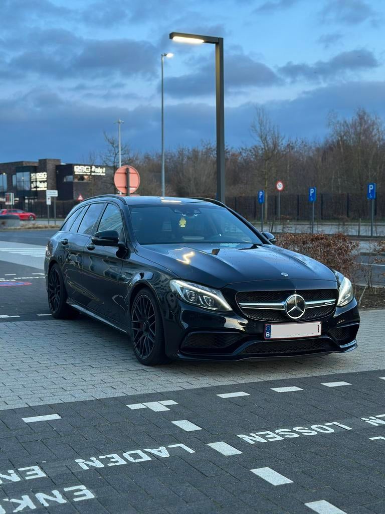 Mercedes C63s AMG V8 BI-TURBO 510pk (LICHTE VRACHT), Auto's, Particulier, Te koop