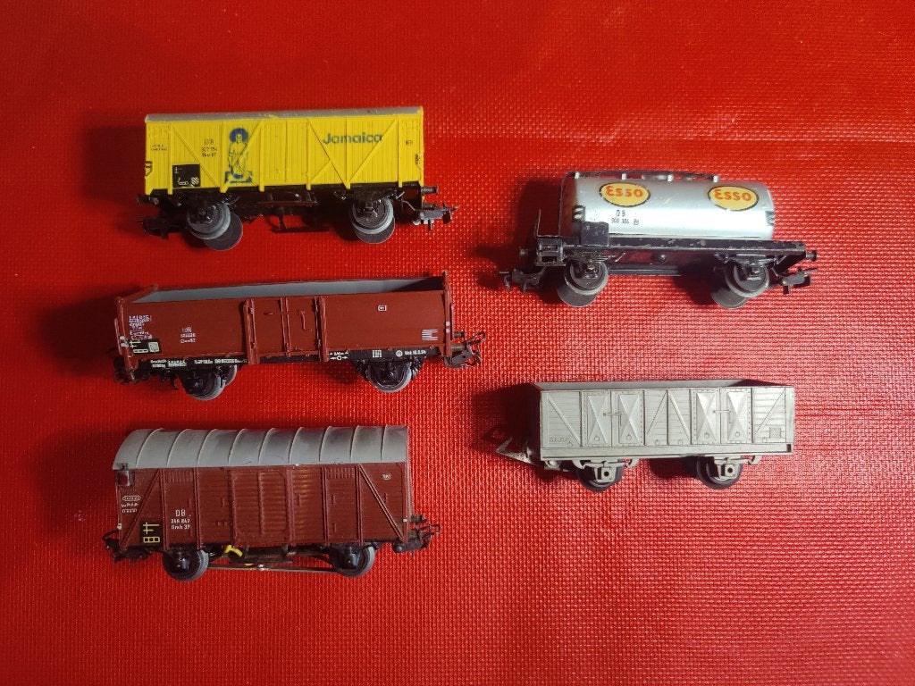 5 losse H0 goederenwagens van diverse merken, Ophalen, Gebruikt, Wagon