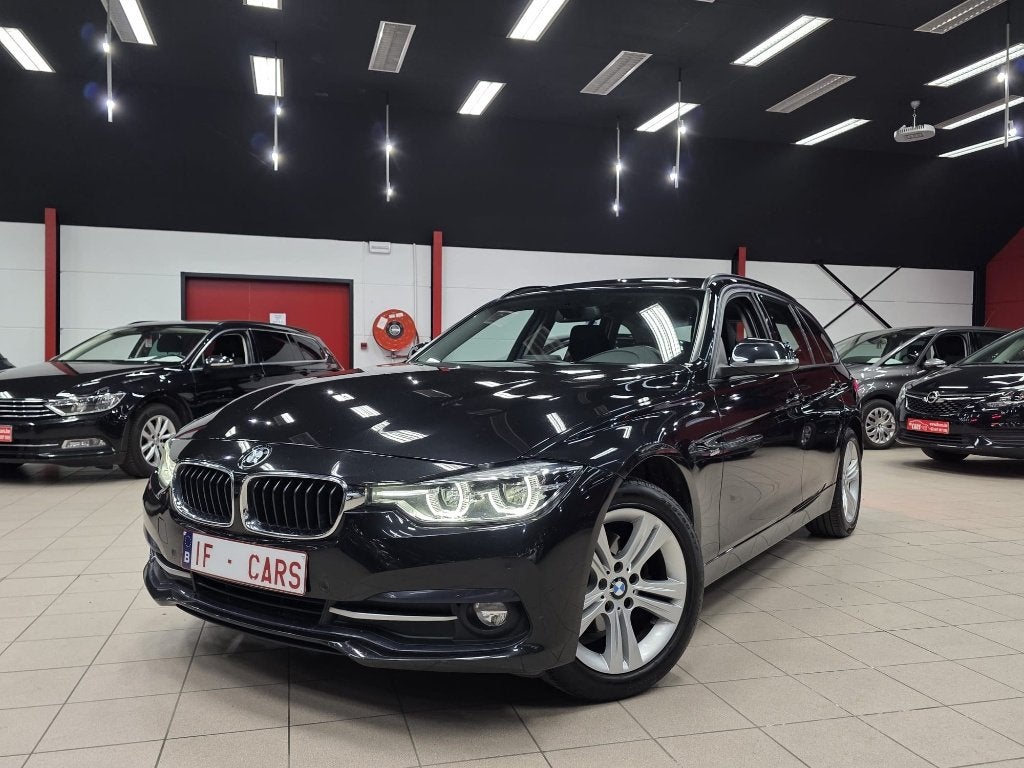 Touring 318 dA JOY Edition Sport**AUTOMAAT**LEDER**NAVIGATIE, 4 deurs, 1995 cc, Leder, Bedrijf