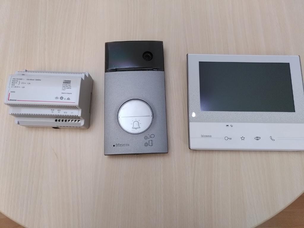 Vidéophone Bticino - kit complet, Enlèvement ou Envoi, Fonction de conversation, Comme neuf, Filaire