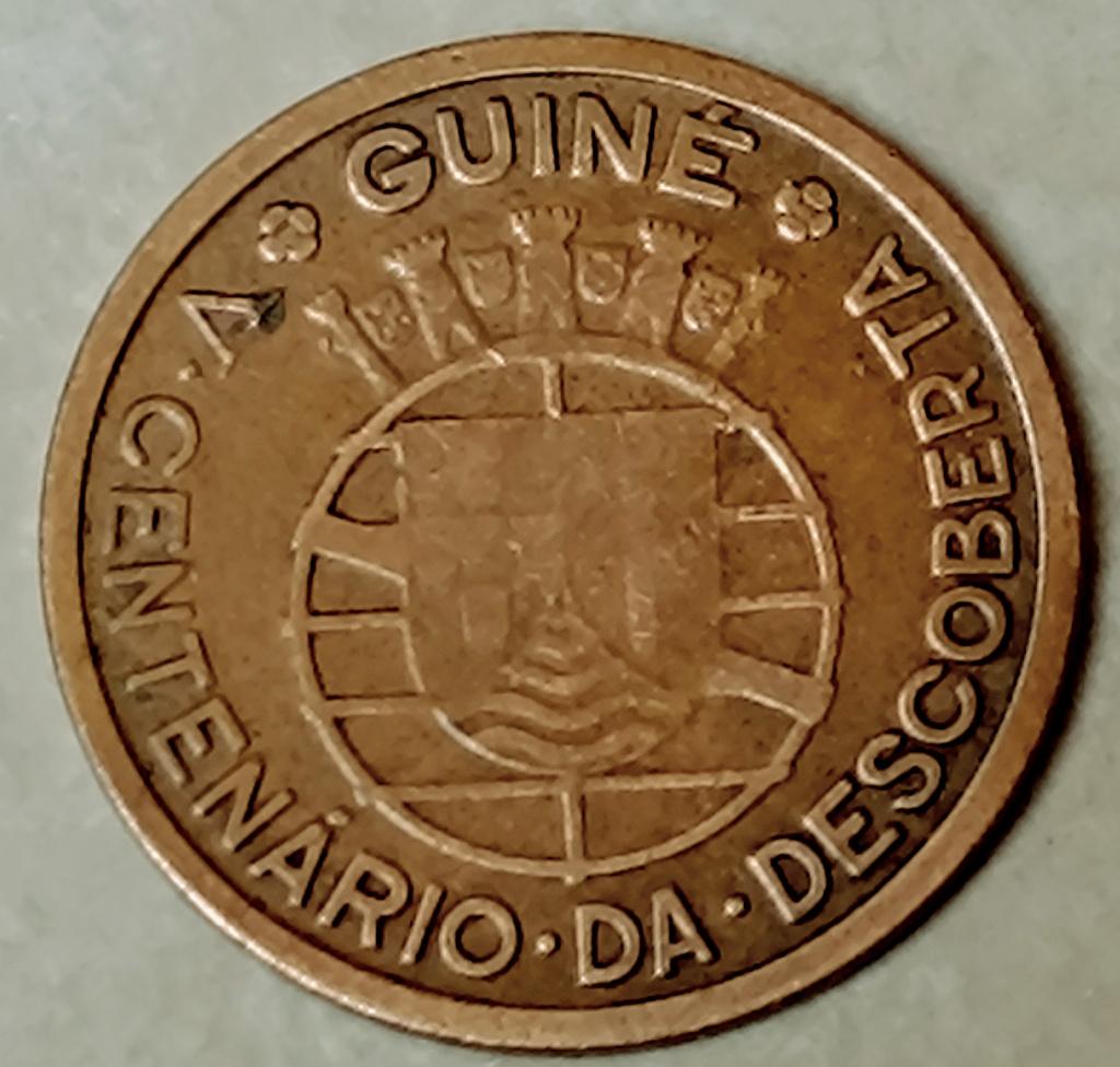 munt Guinee-Bissau 50 centavos 1946: Ontdekking van Guinee, Postzegels en Munten, Munten | Afrika, Ophalen of Verzenden, Guinee