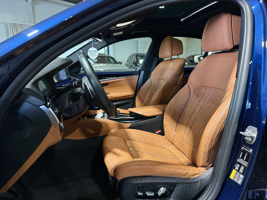 BMW 530e Berline M-Sport Pro Mediterranean Blue - Garantie, Achterwielaandrijving, Leder, 5 deurs, Hybride Elektrisch/Benzine