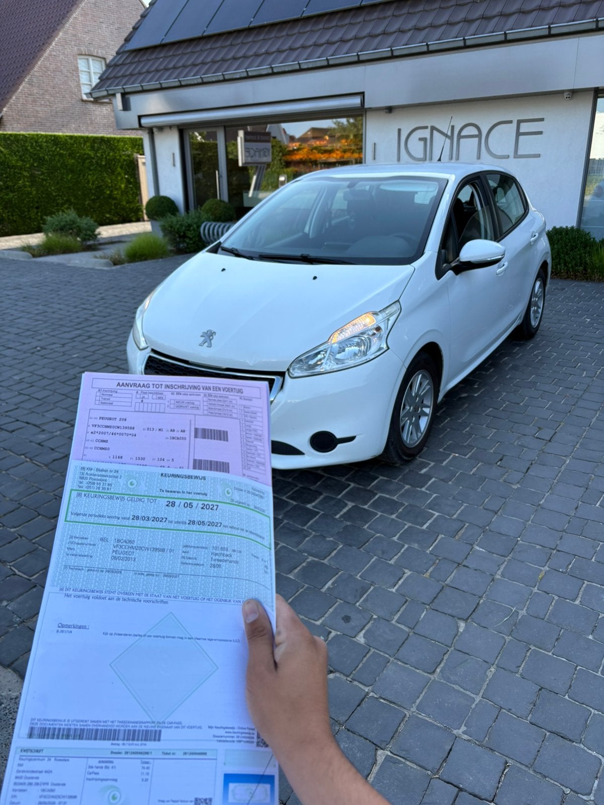 Ik verkoop Peugeot 208 met keuring 1.2 benzine Bouwjaar 2013, Achat, Entreprise, Vitres électriques, Essence