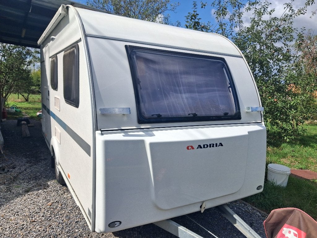 caravane jamais servie, Caravanes & Camping, Caravanes, Jusqu'à 4, Jusqu'à 4 m, 750 - 1000 kg, Particulier
