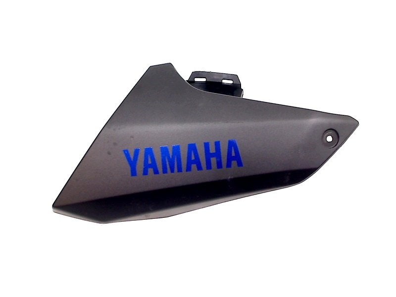 PRISE D'AIR GAUCHE Yamaha MT 09 2014-2017 (1RC-2137W-00), Dhr. S. di Majo, Utilisé, Info@cama-motorparts.nl, P.J. Troelstraweg 8 8
3144 CX  MAASSLUIS, NL