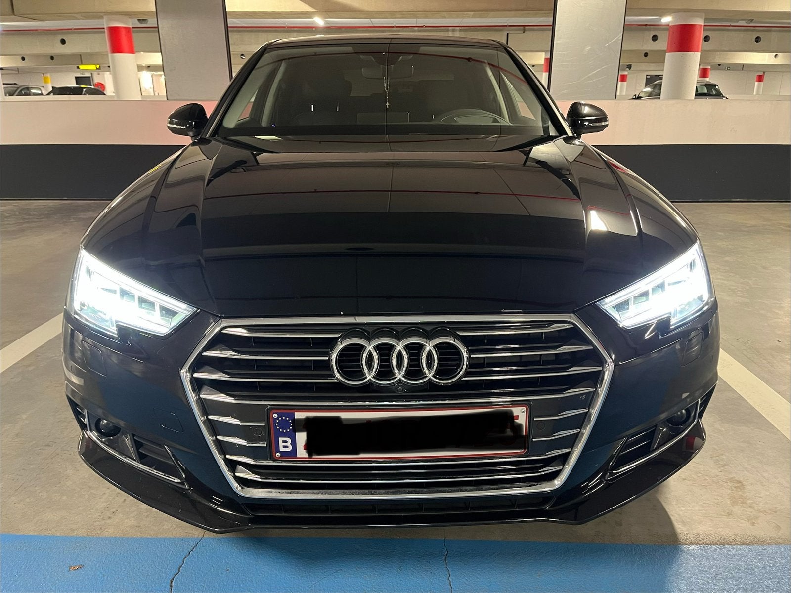 Audi A4 ultra 150pk  98.000km HUD Matrix Virtual cockpit, Autos, Cuir, Carnet d'entretien, A4, Noir