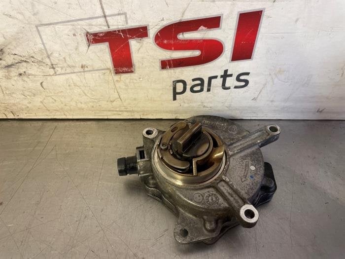 Pompe à vide (essence) d'un Seat Leon, -, 3 mois de garantie, Utilisé, -