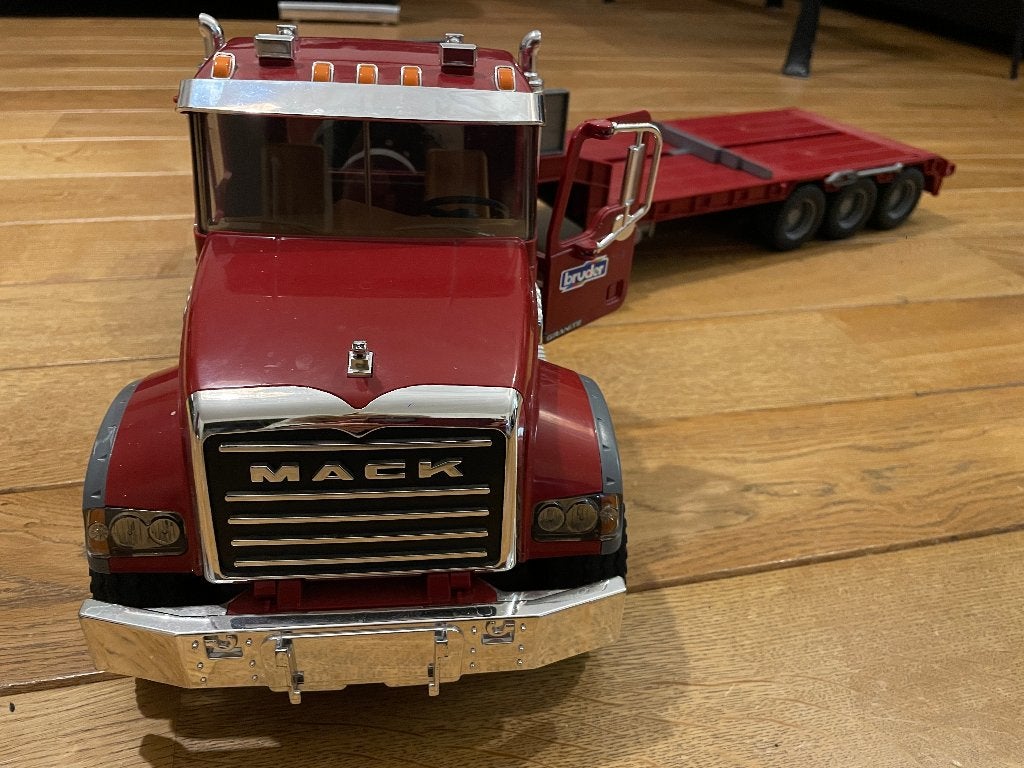 Camion MACK jouet, Kinderen en Baby's, Speelgoed |Speelgoedvoertuigen, Ophalen, Zo goed als nieuw