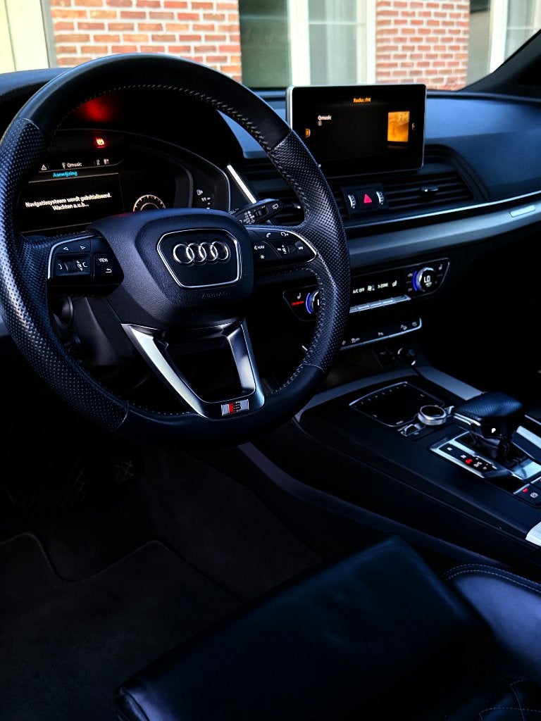 Audi Q5 55 TFSI e Quattro S line 367 Pk, Auto's, Audi, Automaat, Zwart, Q5, Leder