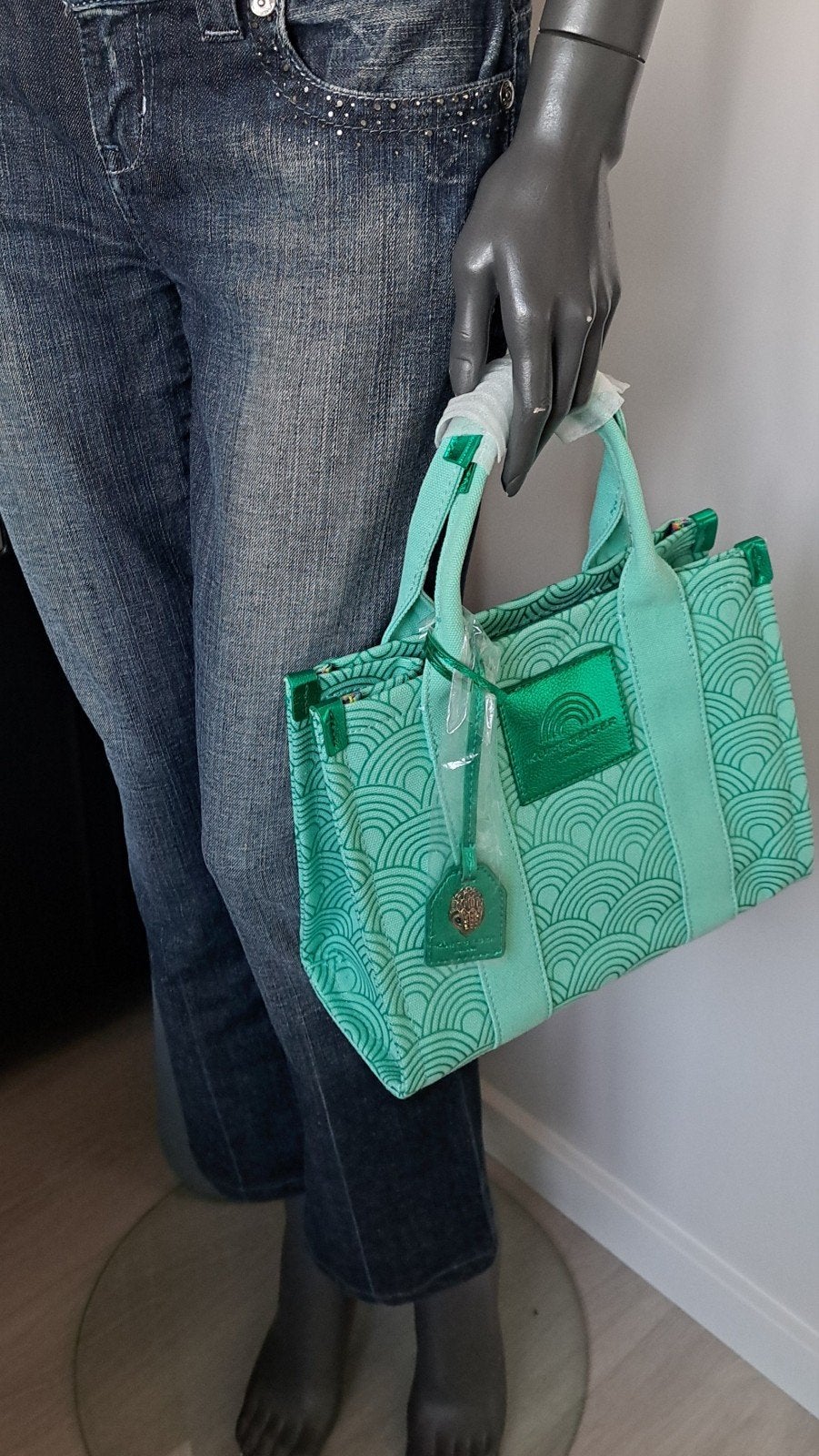 Petit sac Southbank Kurt Geiger, Enlèvement ou Envoi