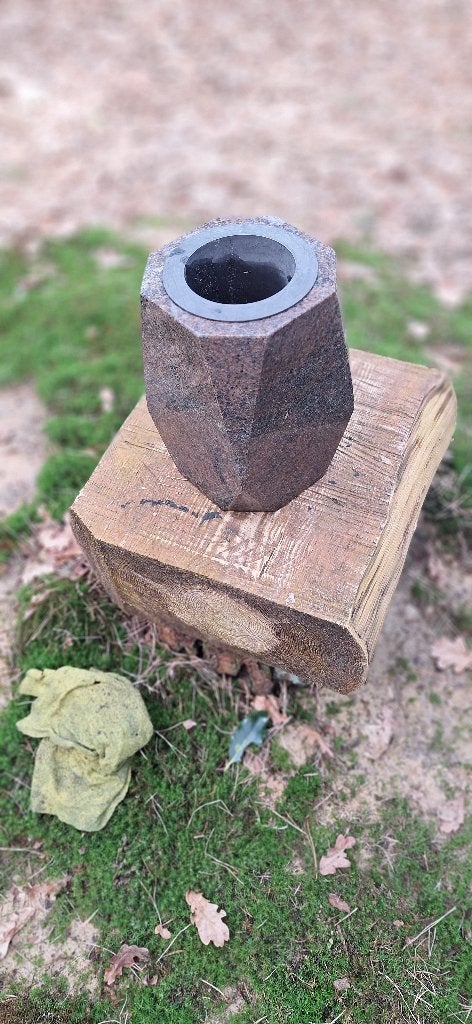 granieten urne, onbeschadigd, af te halen te Mortsel., Ophalen