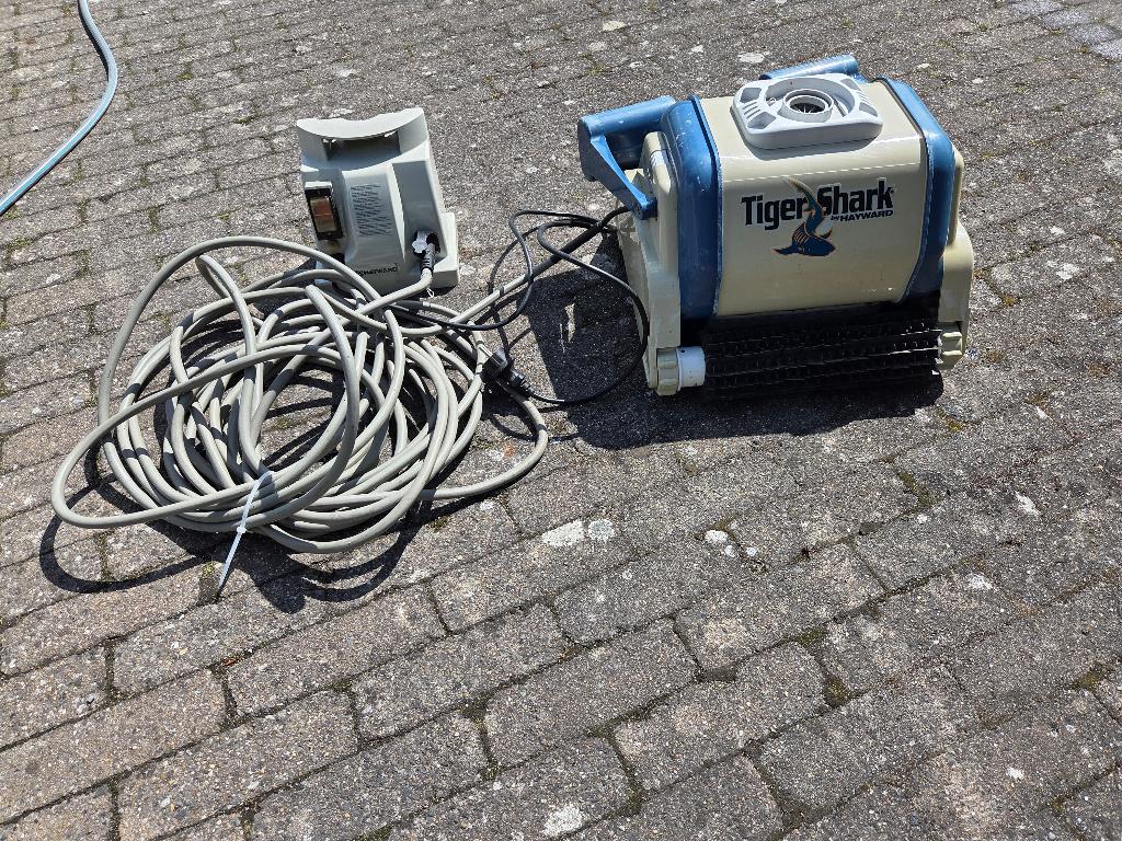 robot zwembad tiger shark hayward, Enlèvement, Utilisé, Agent de nettoyage