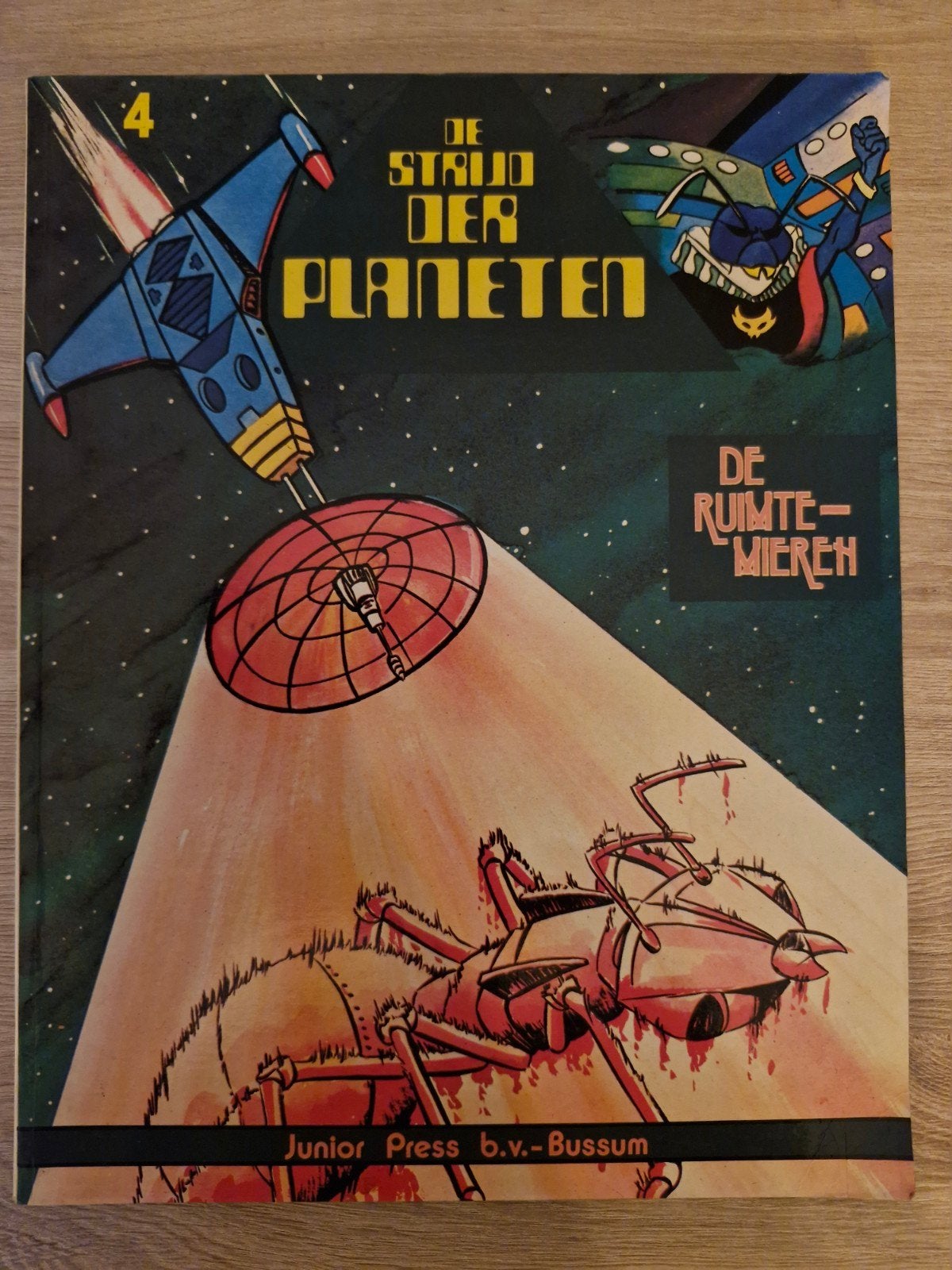 De strijd der planeten , De ruimte mieren, 1e druk 1980 nr 4, Gelezen, Eén stripboek, Ophalen of Verzenden, José Garcia