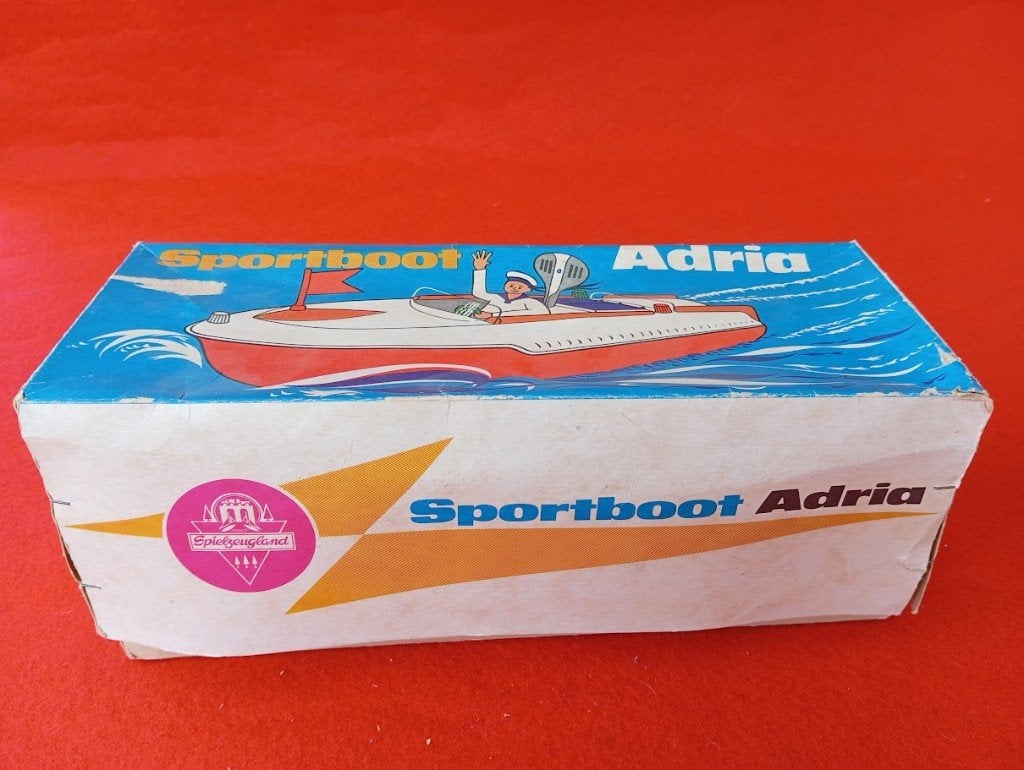 Ancien bateau " Sportboot Adria " à clé / vintage collection, Enlèvement ou Envoi, Autres types