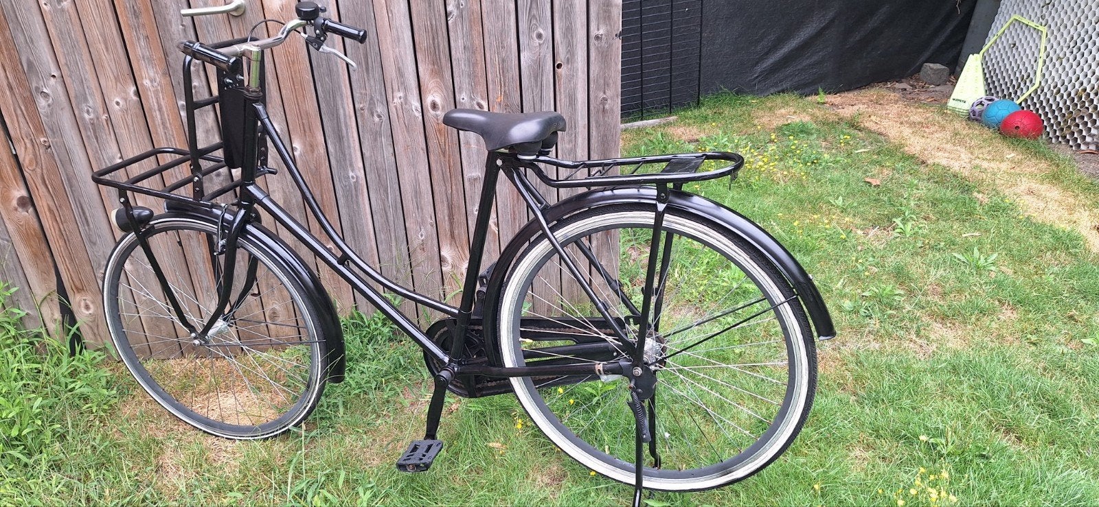 beau vélo de ville noir, Enlèvement ou Envoi