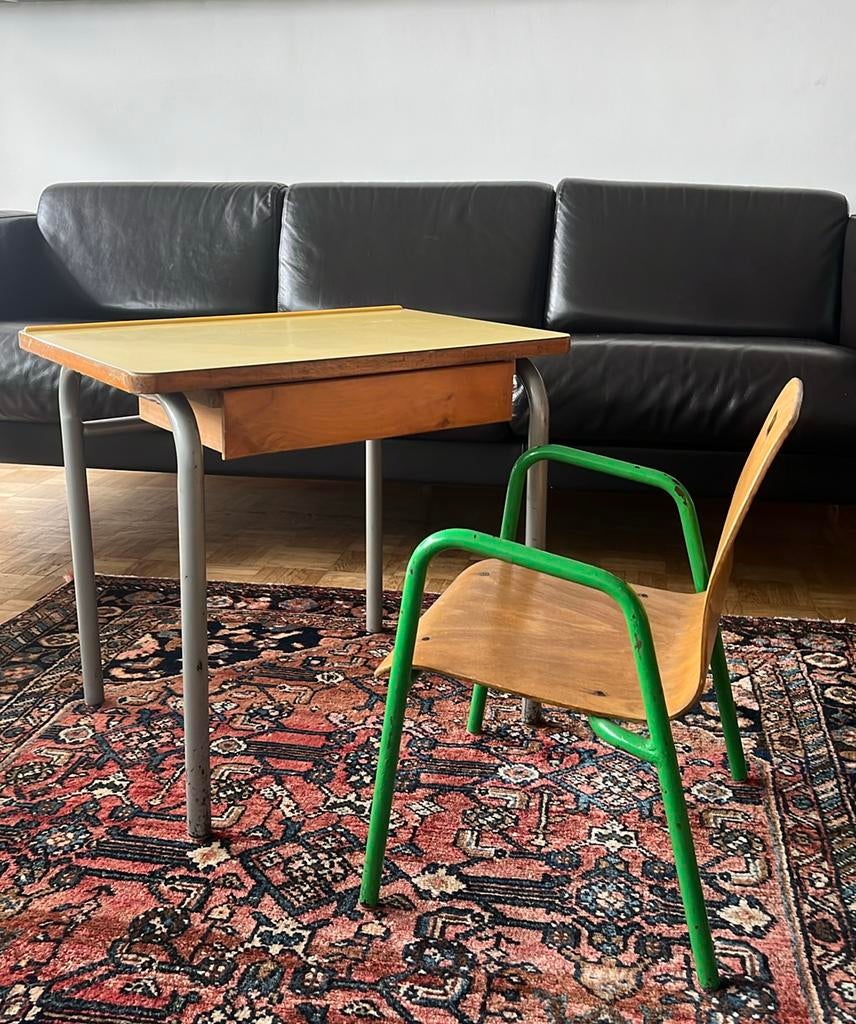 Ensemble bureau et chaise vintage enfant, Antiquités & Art, Enlèvement