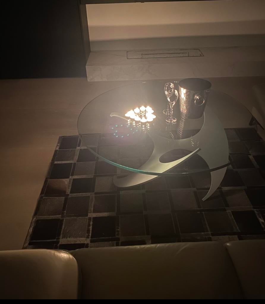 Ronde glazen tafel, Ophalen, Zo goed als nieuw