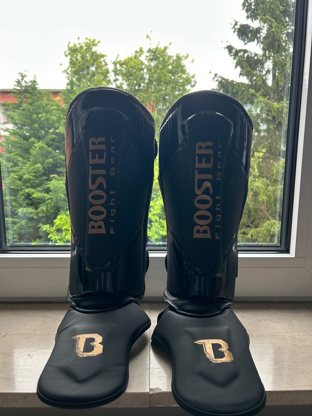 Booster scheenbescherming, Sport en Fitness, Boksen, Zo goed als nieuw, Boksbeschermers, Ophalen