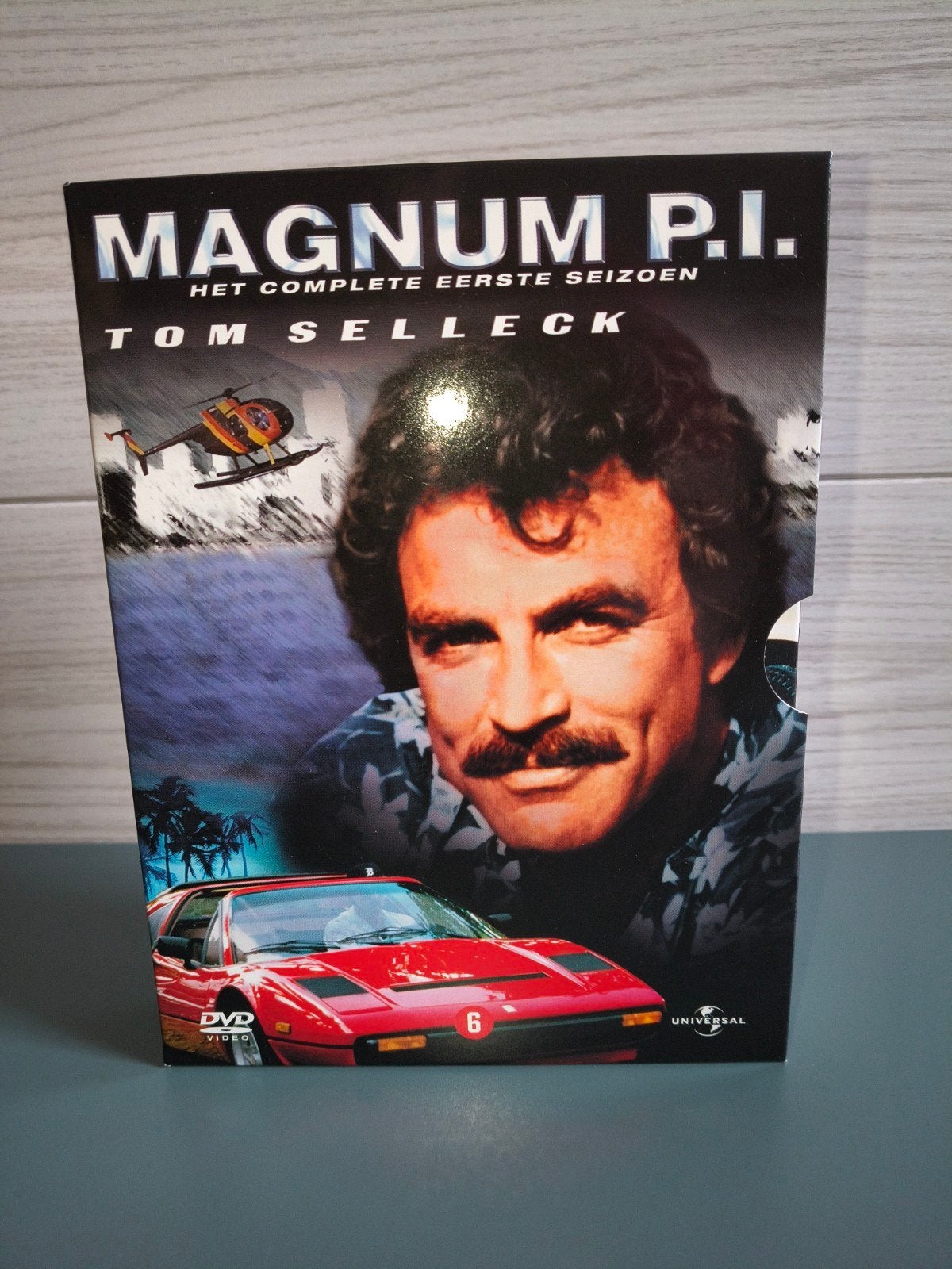 Magnum PI seizoen 1, Engels, Nederlands, Ophalen of Verzenden, Zo goed als nieuw