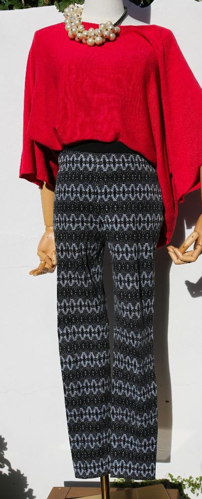 Rechte broek maat S - H&M, Kleding | Dames, Broeken en Pantalons, H&M, Zwart, Ophalen of Verzenden, Zo goed als nieuw