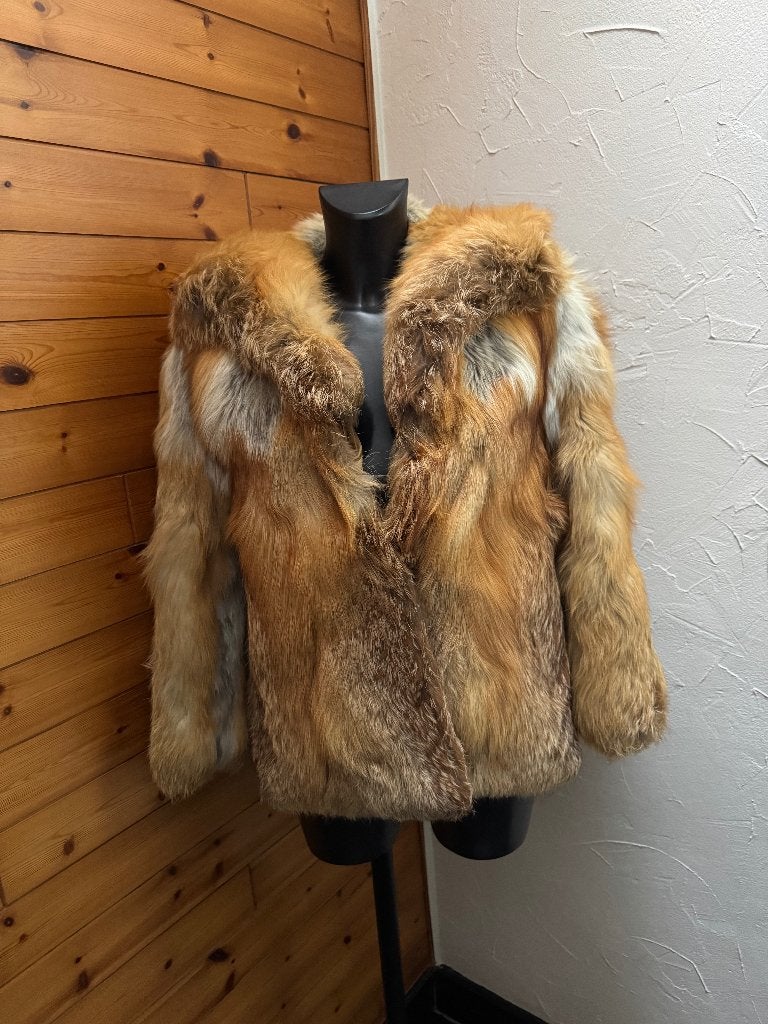 Korte Jas in echte Vos, Kleding | Dames, Jassen | Winter, Ophalen, Zo goed als nieuw, Maat 38/40 (M), Beige