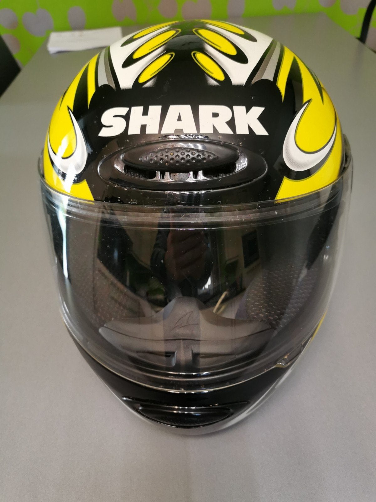 Sharp helm maat L, Ophalen, L