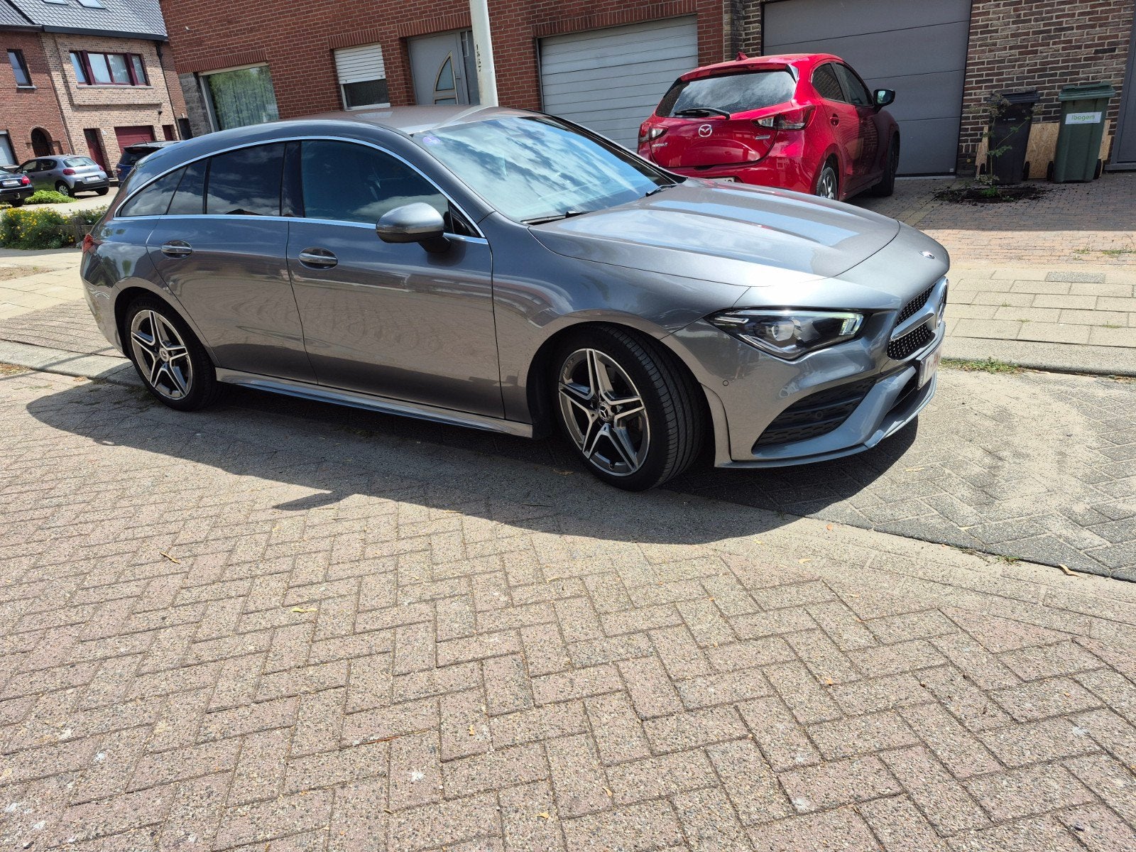cla 180 met amg line, Autos, Achat, Entretenue par le concessionnaire, Noir, 5 portes