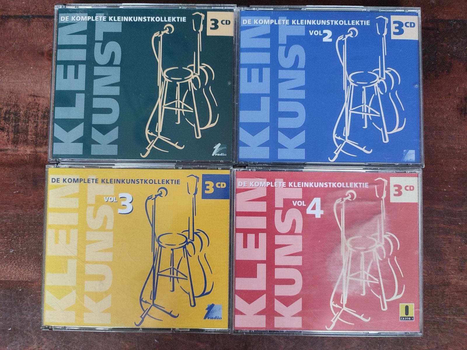 4x 3-CDBox : LA COLLECTION COMPLÈTE DE PETITES ŒUVRES D'ART,, CD & DVD, CD | Compilations, Enlèvement ou Envoi