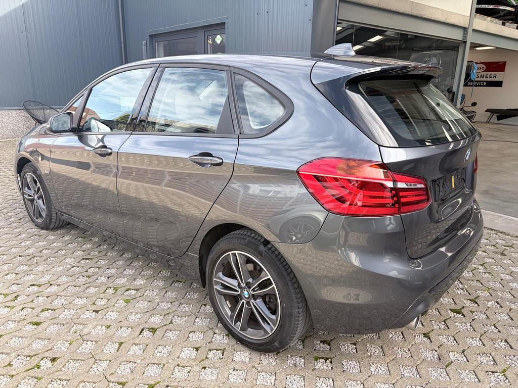 BMW 218 i Active Tourer - Automaat - Slechts 67000 km, Autos, Cuir, Argent ou Gris, Achat, Euro 6