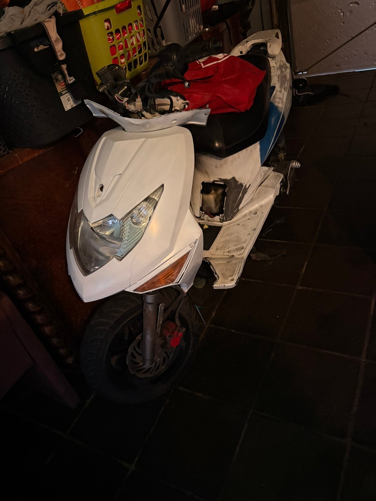 Keeway a klasse met papieren start en rij, Fietsen en Brommers, Ophalen, Zo goed als nieuw