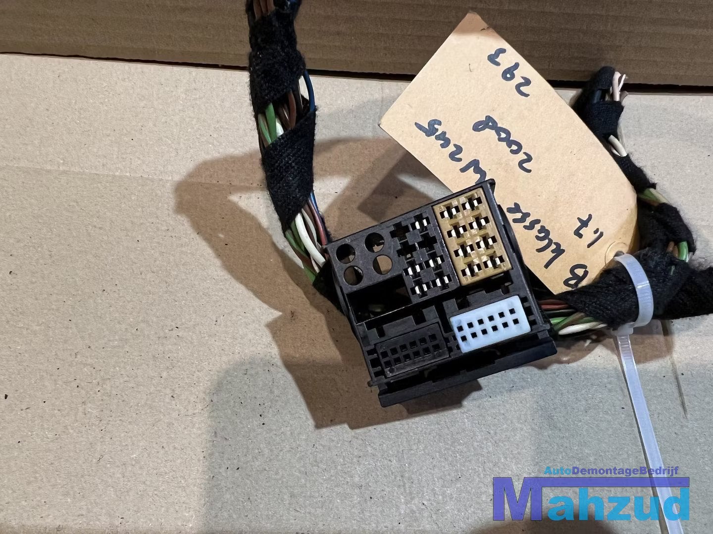 MERCEDES B-klasse W245 Radio kabel stekker 2005-2011, Auto-onderdelen, Gebruikt, Mercedes-Benz AG, Mercedes-Benz, Mercedesstrasse 120
70372  Stuttgart, DE