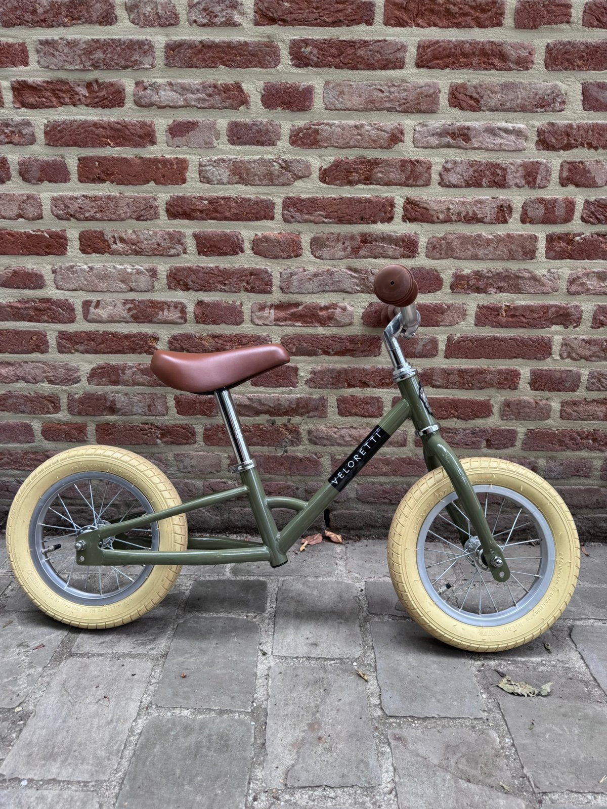 Veloretti Mini loopfiets – 12 inch/Desert moss (mosgroen), Ophalen, Zo goed als nieuw, Loopfiets