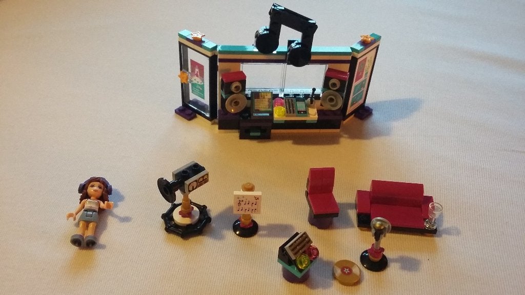 lego friends 41103 ,41104 ,41105 ,41106, Kinderen en Baby's, Speelgoed | Duplo en Lego, Lego, Friends, Ophalen of Verzenden, Zo goed als nieuw