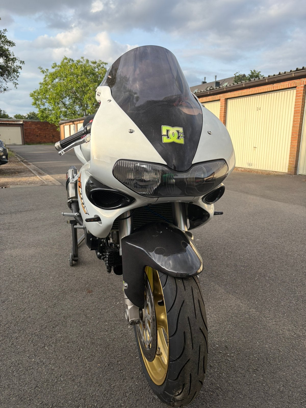 Suzuki TL1000s, Ophalen