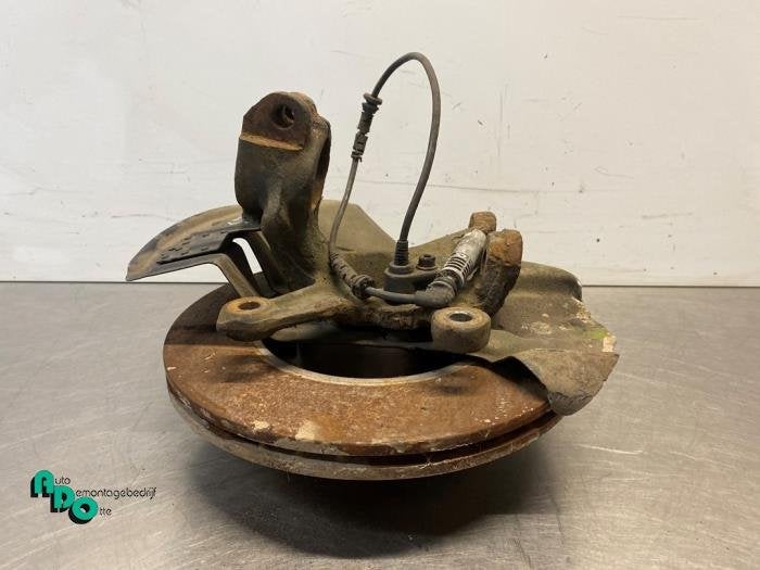 Fusee links-voor van een BMW 3-Serie (3-Serie 98-), Gebruikt, -, -, Ophalen of Verzenden