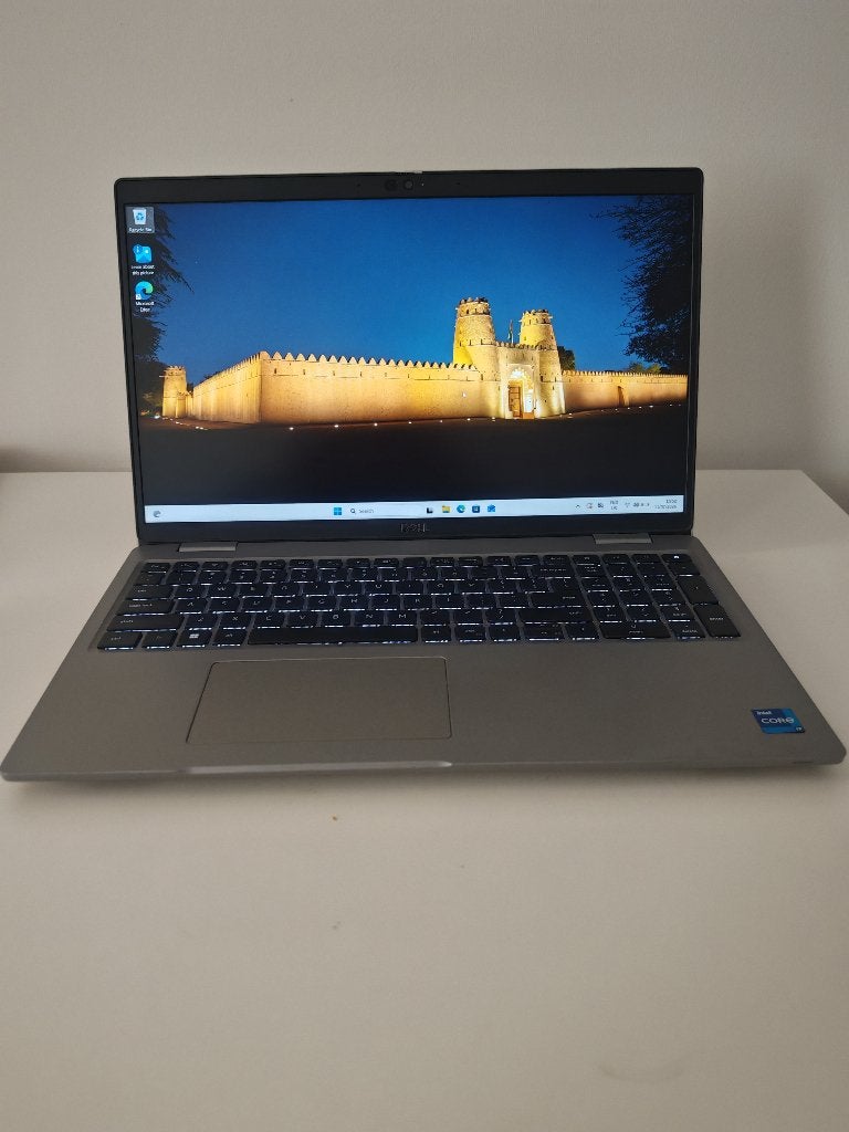 Portable professionnel Dell, i7-1165G7, Nvidia T500, Qwerty, Enlèvement, SSD, 15 pouces