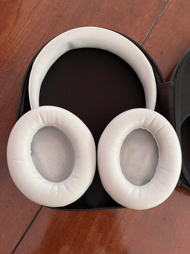 Bose headphones noise cancelling NC 700 HP, Autres marques, Supra-aural, Enlèvement, Comme neuf