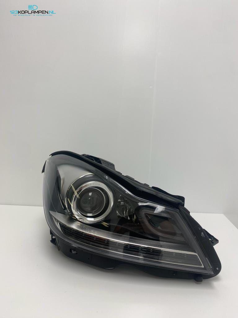 Mercedes C Klasse W204 Bi Xenon ILS koplamp rechts, Autos : Pièces & Accessoires, Éclairage, Mercedes-Benz, Utilisé, Enlèvement ou Envoi