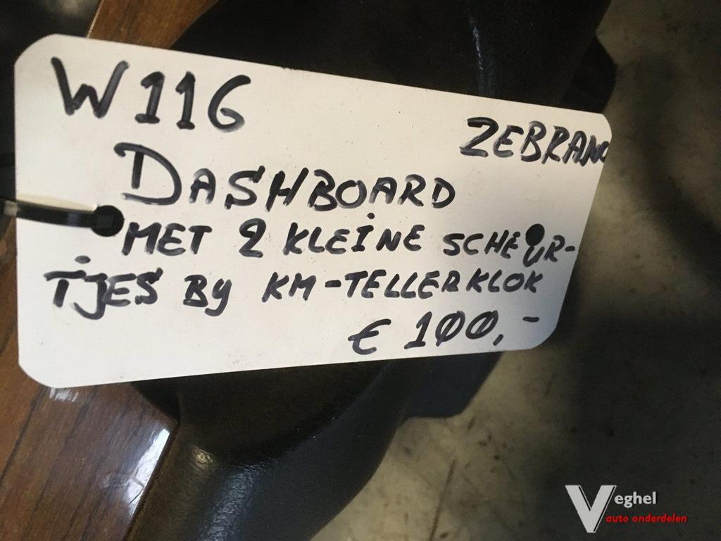 Mercedes w116  Dashboard met zebrano, -, -, Enlèvement, Utilisé