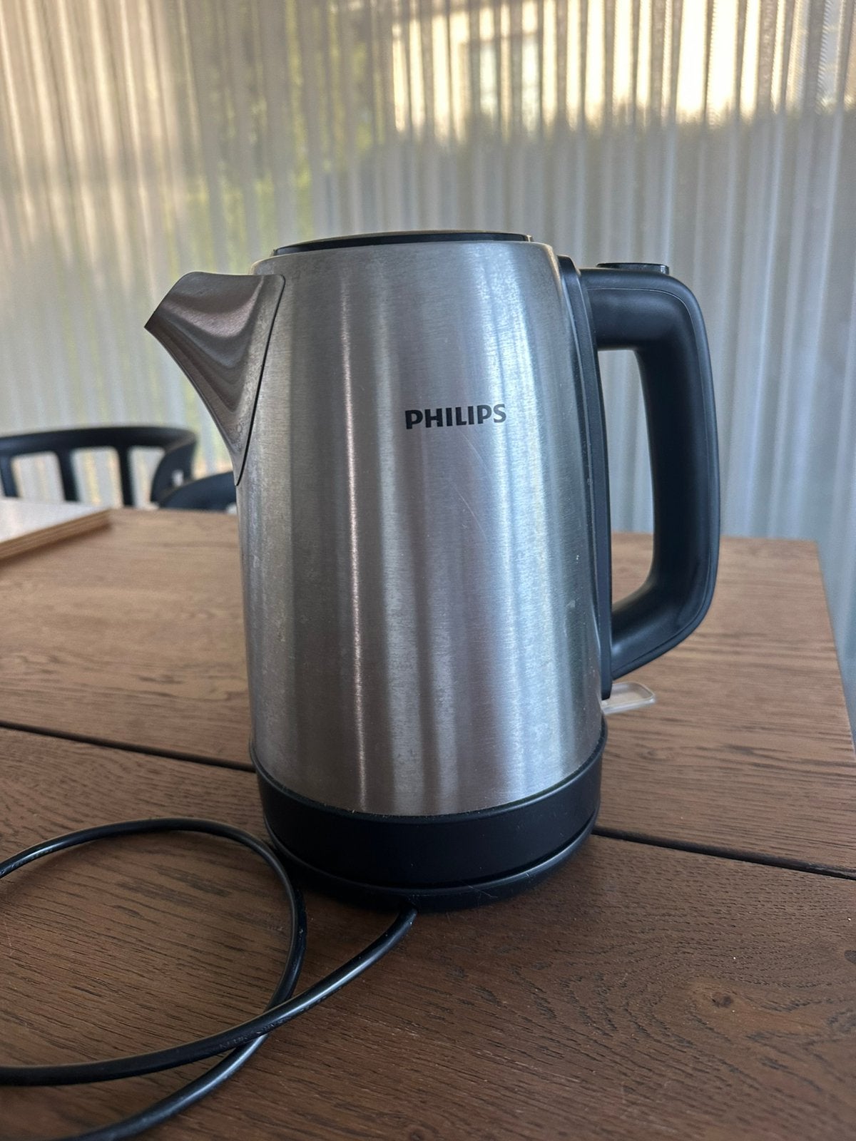 Philips RVS waterkoker HD9350/90 – 1,7 liter, Elektronische apparatuur, Ophalen, Zo goed als nieuw
