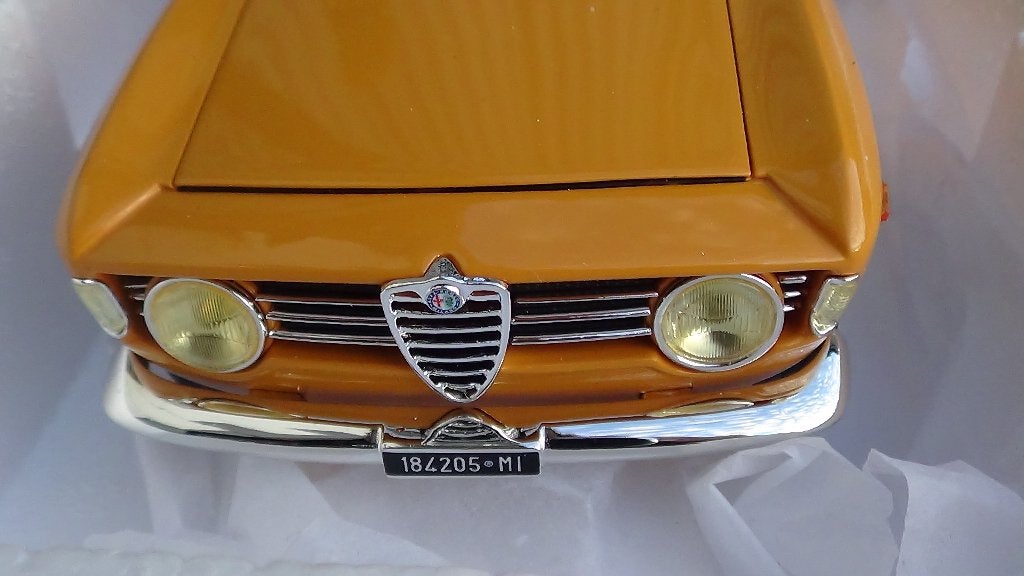 Miniatuurauto Alfa Giulia 1750 echo: 1/18, Hobby en Vrije tijd, Overige merken, Auto, Groter dan 1:32, Ophalen of Verzenden
